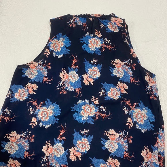 Blue floral blouse - Picture 2 of 3